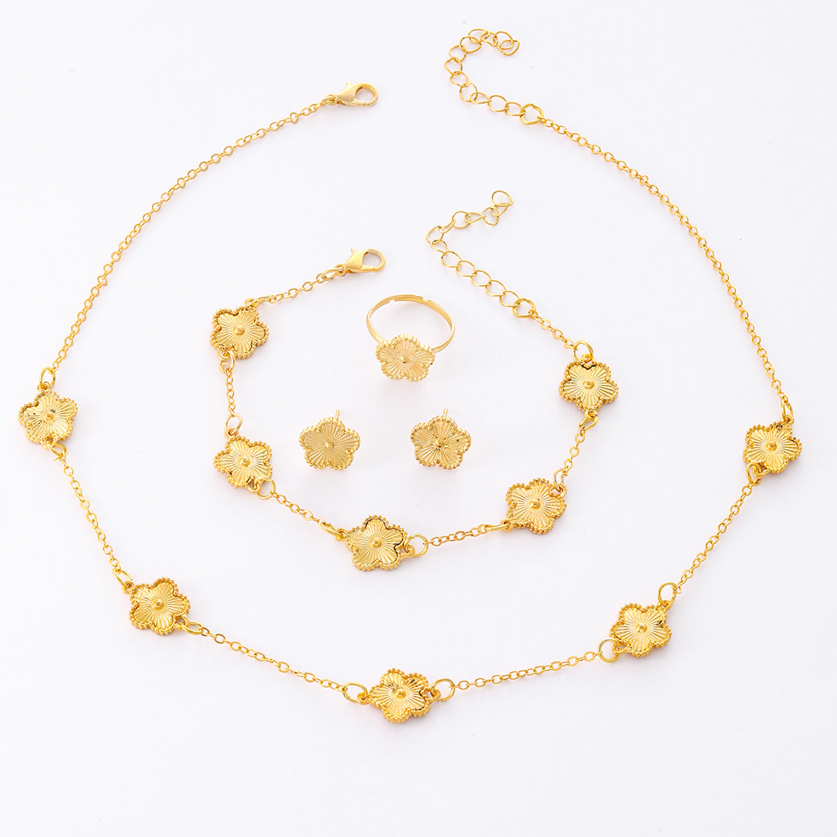 Esencia de Glamour – Set de collar, pulsera, anillo y pendientes 👑