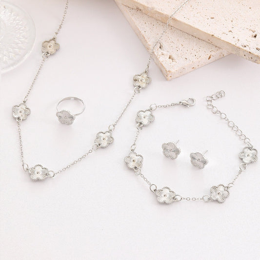 Esencia de Glamour – Set de collar, pulsera, anillo y pendientes 👑 - Prestige Luxe