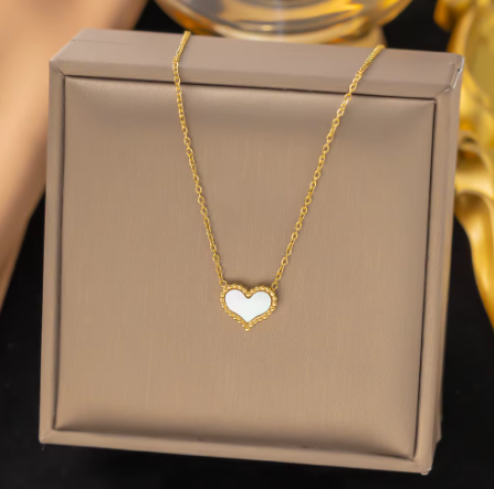 ✨ Collares Exclusivos – Mariposas, Corazones, Tréboles y Perlas ✨