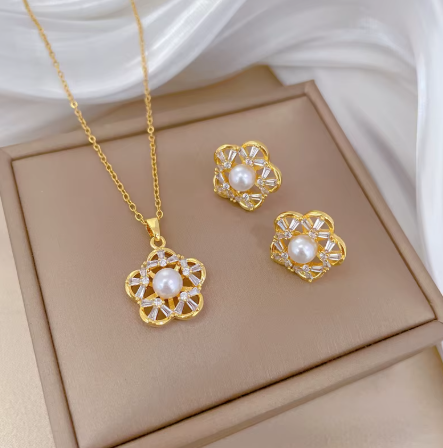 ✨ Sets Exclusivos – Conjunto de Collar y Pendientes en Oro Elegante ✨