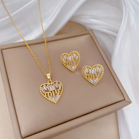 ✨ Sets Exclusivos – Conjunto de Collar y Pendientes en Oro Elegante ✨