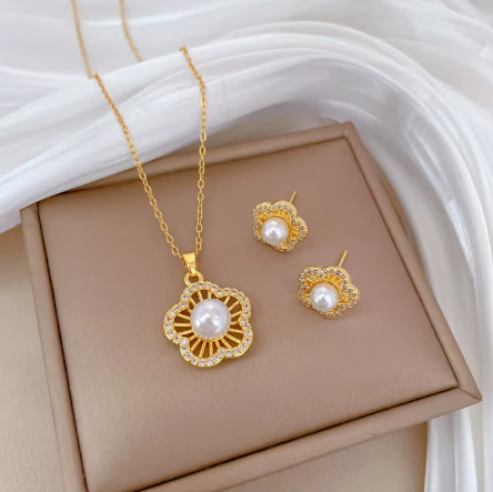 ✨ Sets Exclusivos – Conjunto de Collar y Pendientes en Oro Elegante ✨