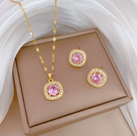 ✨ Sets Exclusivos – Conjunto de Collar y Pendientes en Oro Elegante ✨