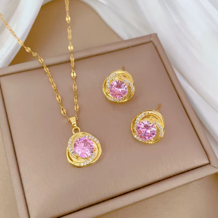 ✨ Sets Exclusivos – Conjunto de Collar y Pendientes en Oro Elegante ✨