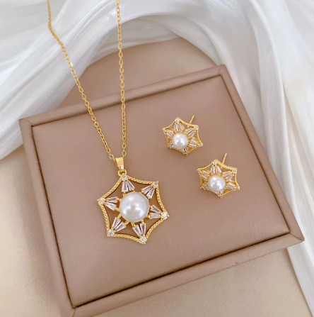 ✨ Sets Exclusivos – Conjunto de Collar y Pendientes en Oro Elegante ✨